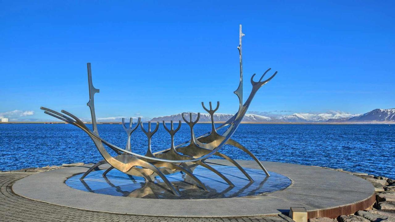 Lara Studio In Laugardalur Valley, Reykjavik Central Park And Botanical Garden, Private Entrance, Free Private Parking On Side Экстерьер фото